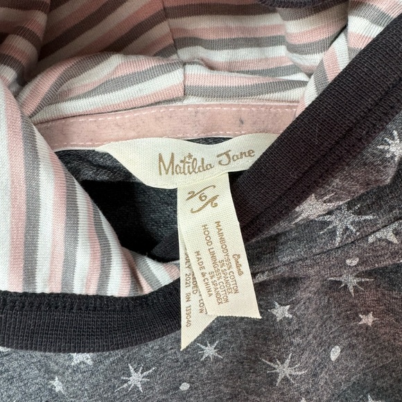 Matilda Jane - Brigida Hoodie Grey Sweatshirt & Sweatpants |Size 6| - Picture 3 of 3